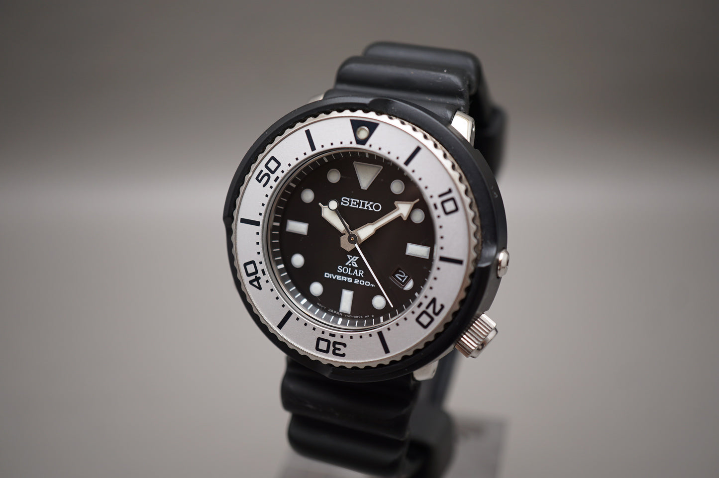 Seiko Prospex SBDN047 V147 Lowercase Limited Black Grey Tuna Solar Quartz Watch