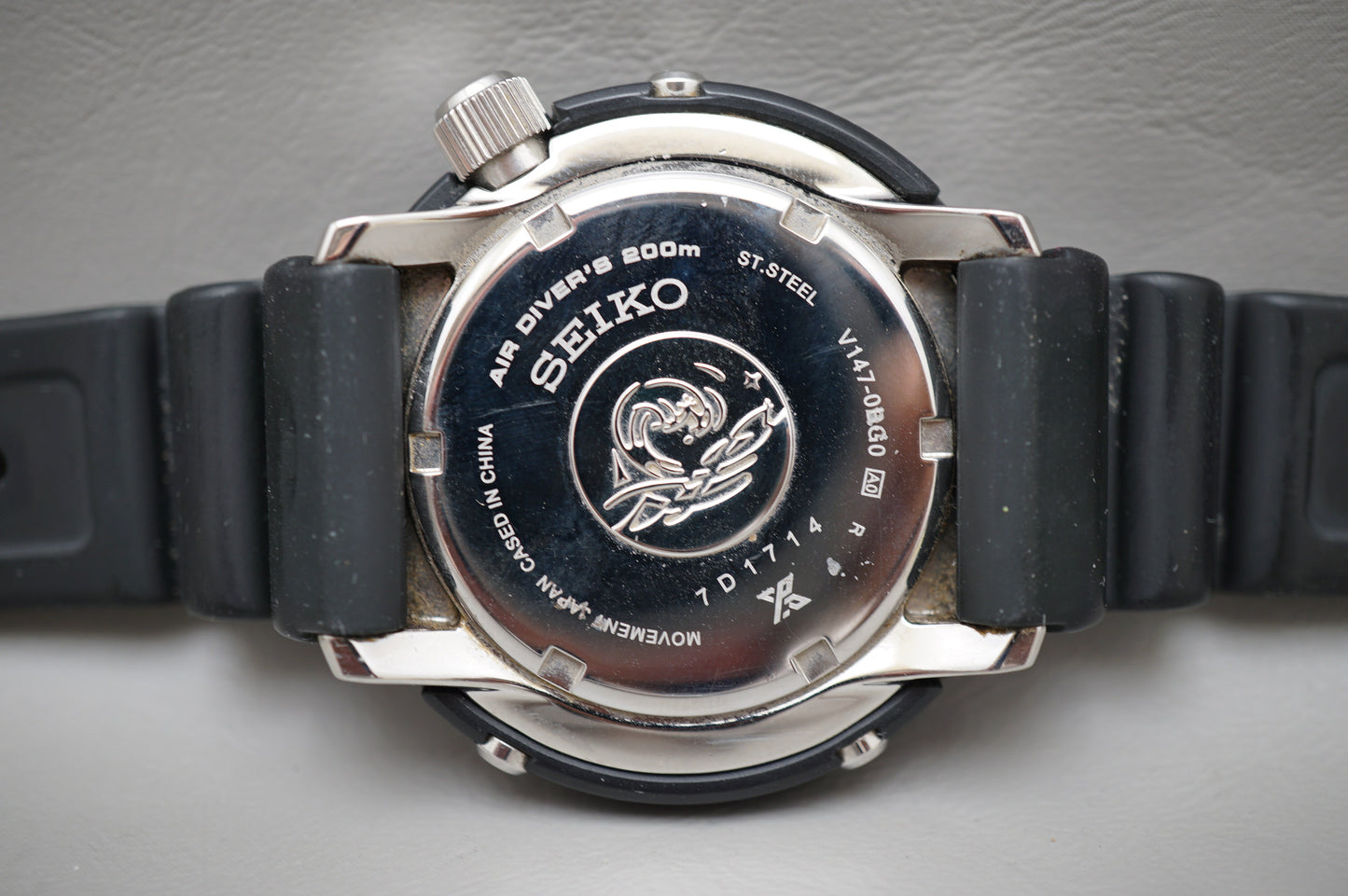 Seiko Prospex SBDN047 V147 Lowercase Limited Black Grey Tuna Solar Quartz Watch