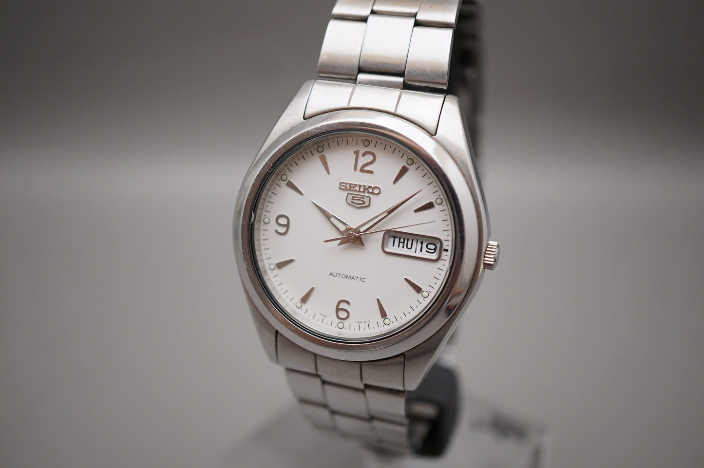 Seiko 5 Sport SNX121 White Dial 37mm Automatic Mechanical Watch