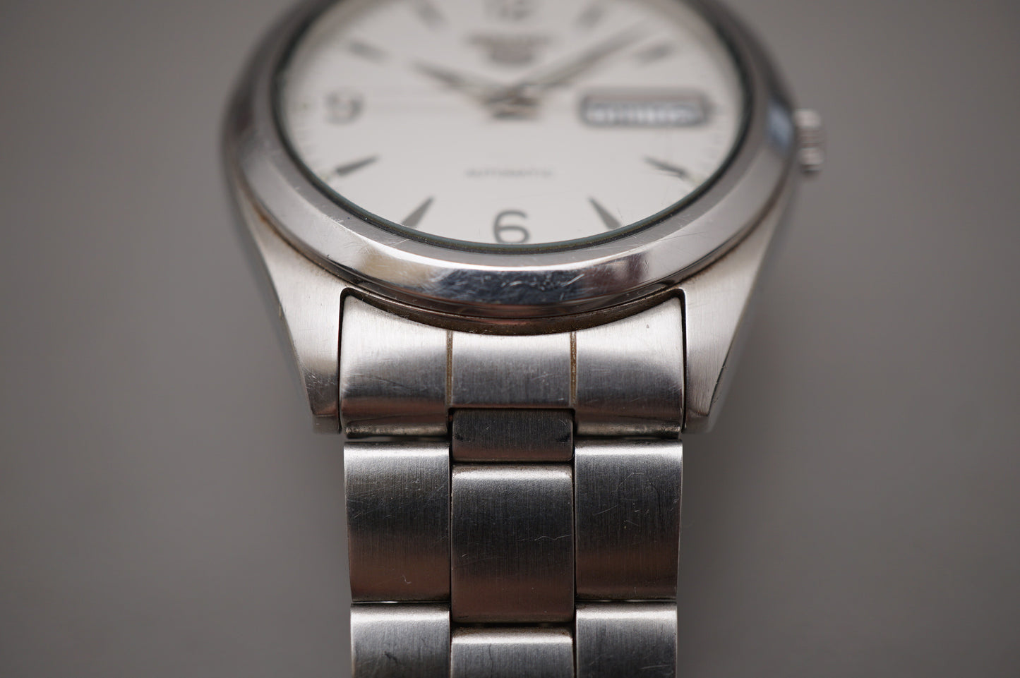 Seiko 5 Sport SNX121 White Dial 37mm Automatic Mechanical Watch