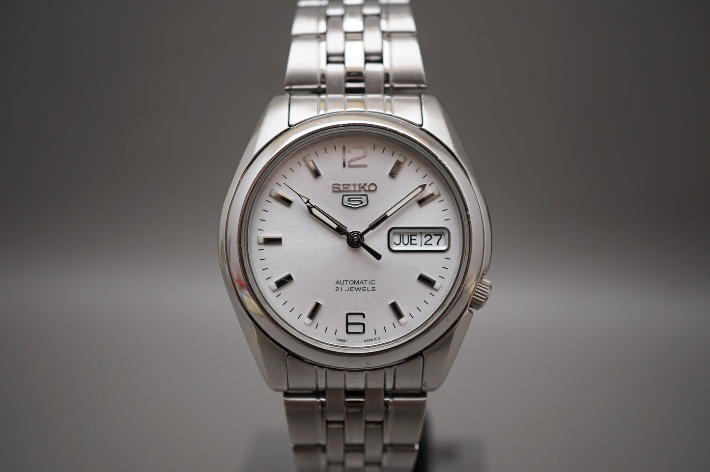 Seiko 5 SNK385 7S26 Sunburst White Dial Automatic Watch READ