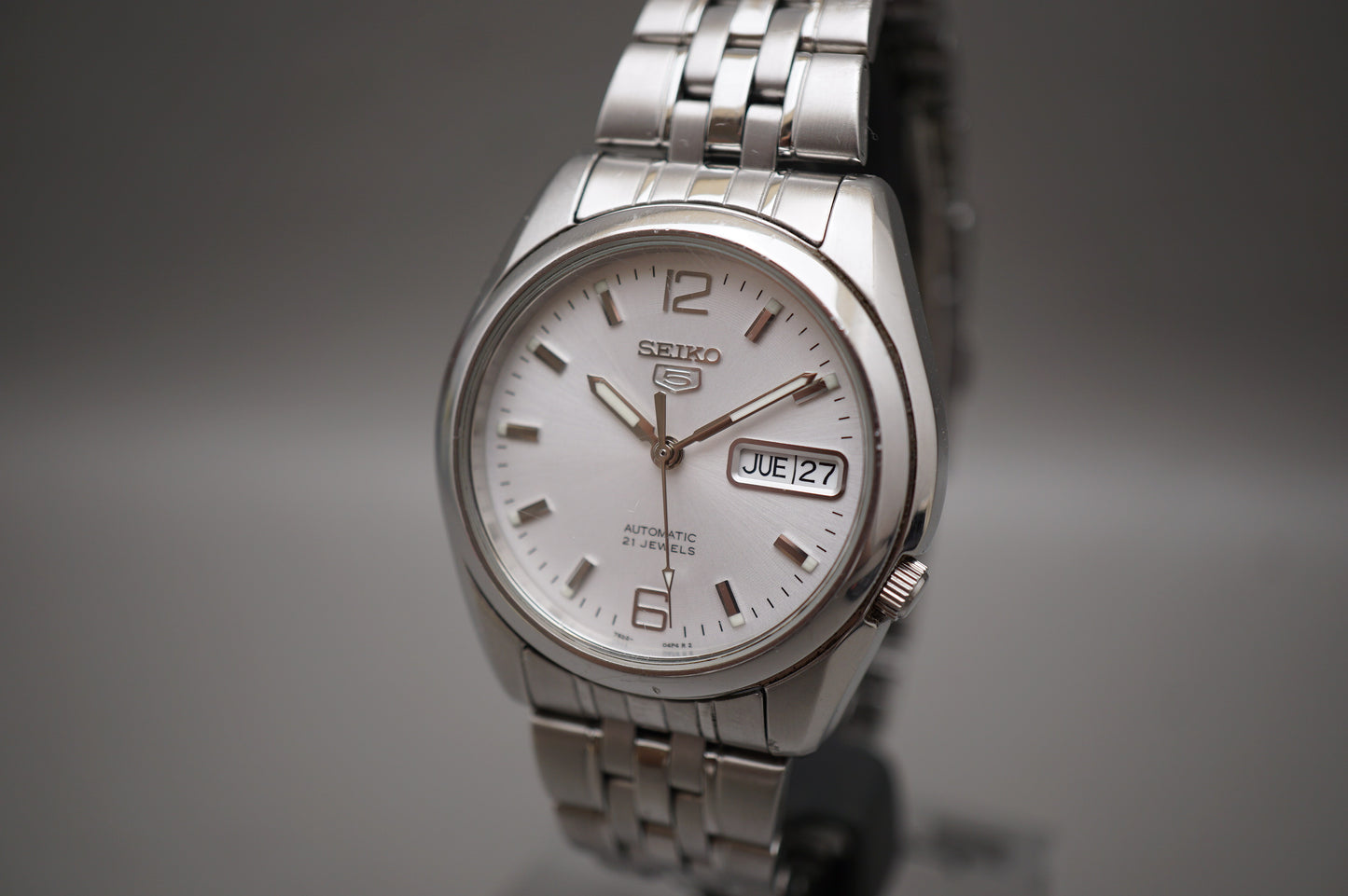 Seiko 5 SNK385 7S26 Sunburst White Dial Automatic Watch READ