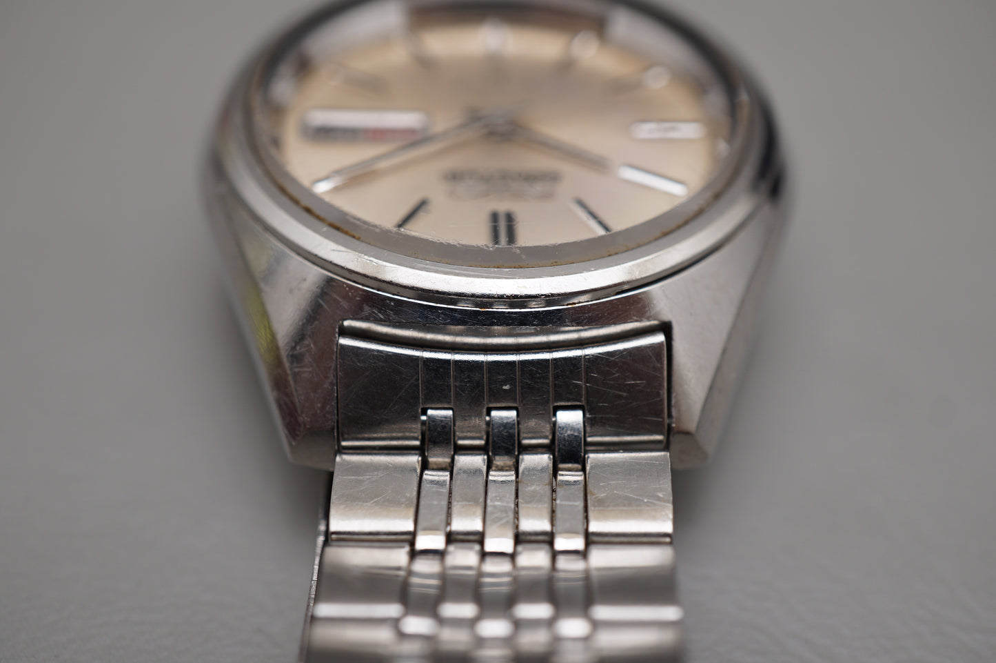 Vintage 1975 Seiko 5 Actus 7019-7060 Champagne Dial JDM Automatic Watch