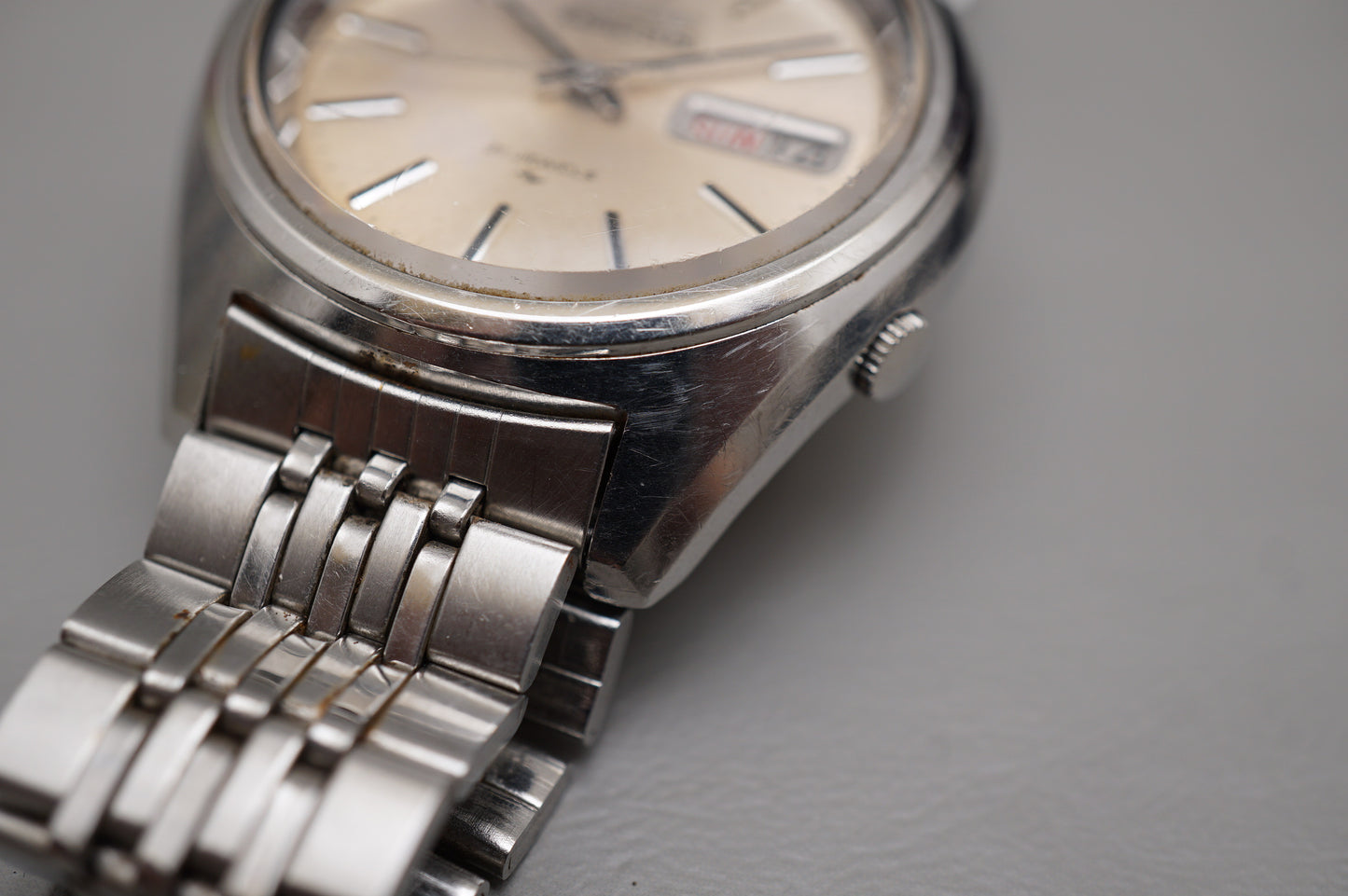 Vintage 1975 Seiko 5 Actus 7019-7060 Champagne Dial JDM Automatic Watch