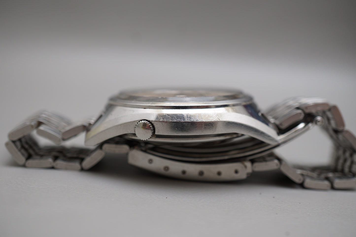 Vintage 1975 Seiko 5 Actus 7019-7060 Champagne Dial JDM Automatic Watch