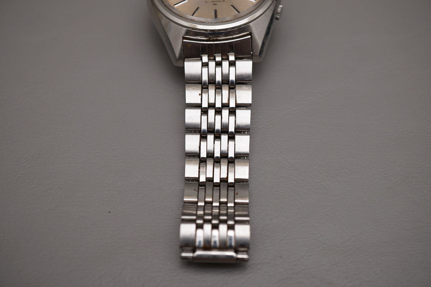 Vintage 1975 Seiko 5 Actus 7019-7060 Champagne Dial JDM Automatic Watch