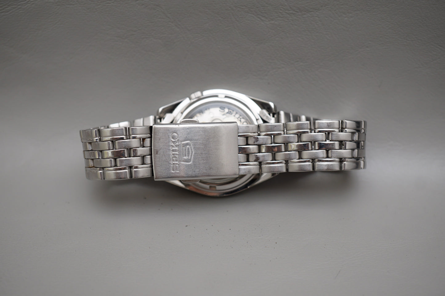 Seiko 5 SNK357K1 7S26 Dark Blue 5 Motif Dial Automatic Watch READ