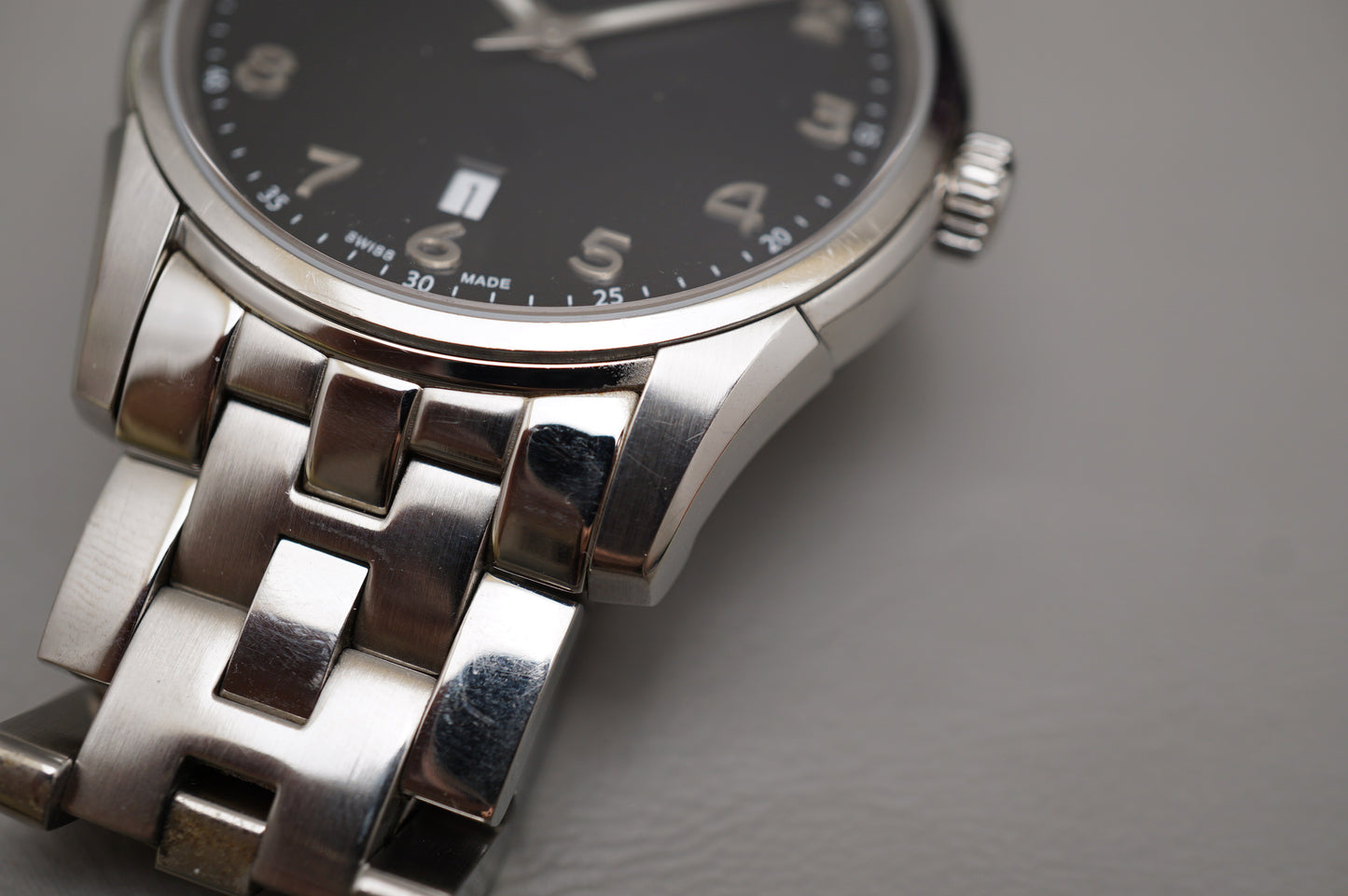 Hamilton Jazzmaster H385110 Black Dial Thinline Quartz Watch