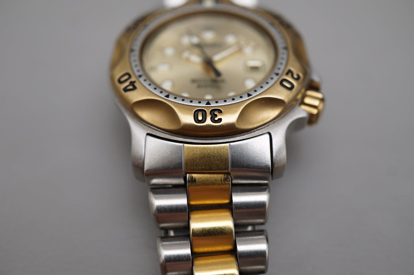 Vintage 1989 Seiko 3E25-0A10 Gold Tone Scuba 200M JDM Quartz Mini Diver Watch