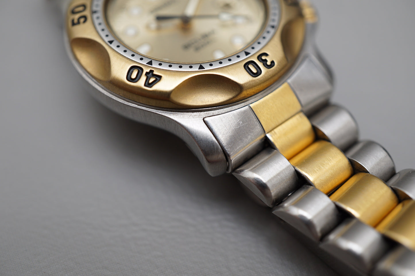 Vintage 1989 Seiko 3E25-0A10 Gold Tone Scuba 200M JDM Quartz Mini Diver Watch