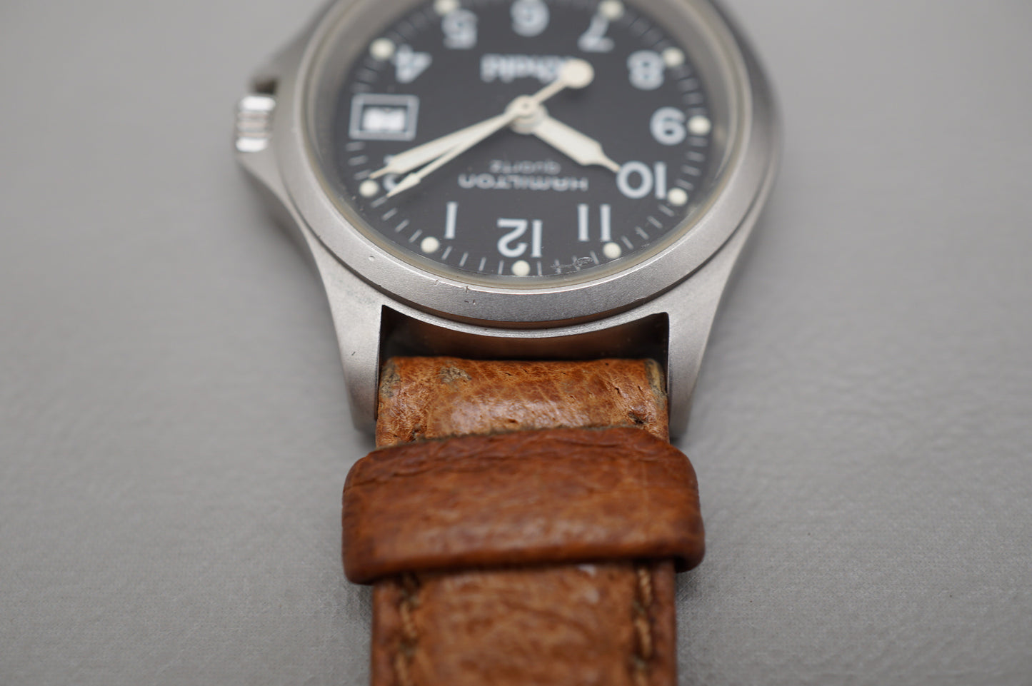 Vintage Hamilton Khaki 9771 Field Black Dial Ladies Quartz Watch Datewheel Issue