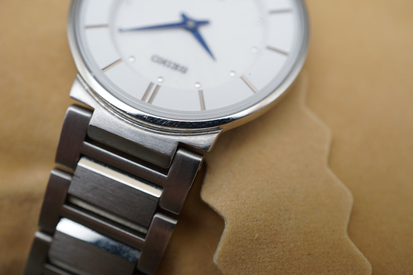 Seiko Exceline SWDL147 4J40 Sunburst White Dial JDM Ladies Quartz Watch