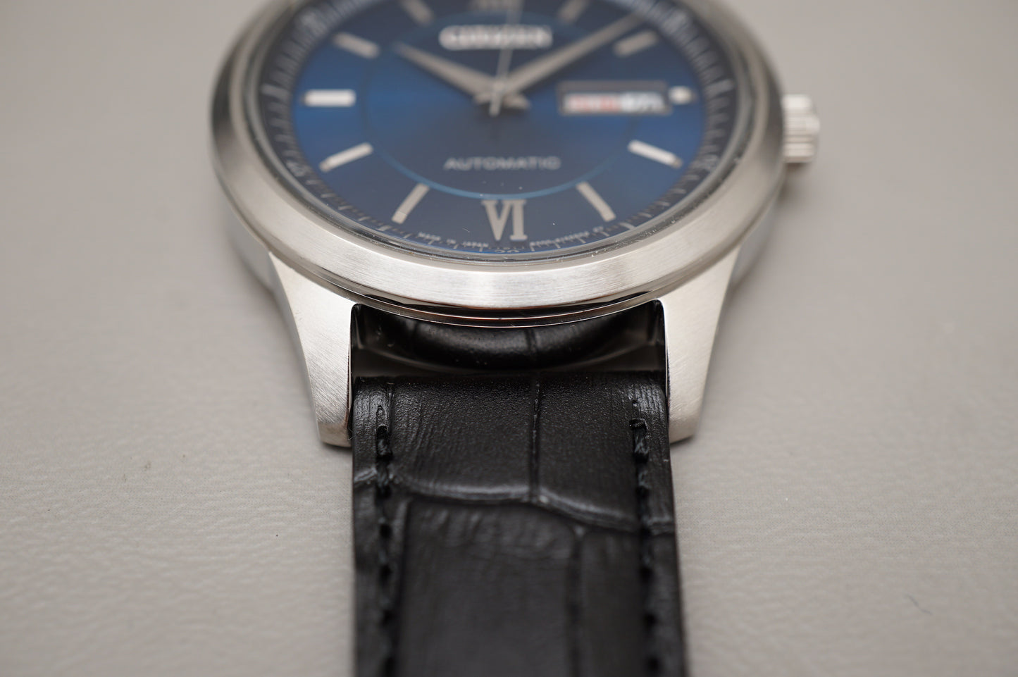 New Citizen Collection NY4050-03L Royal Blue Dial Sapphire Mens Automatic Watch