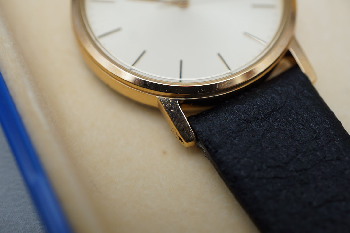 Vintage 1992 Seiko 7N01-8000 Gold Tone Champagne Dial Quartz Watch
