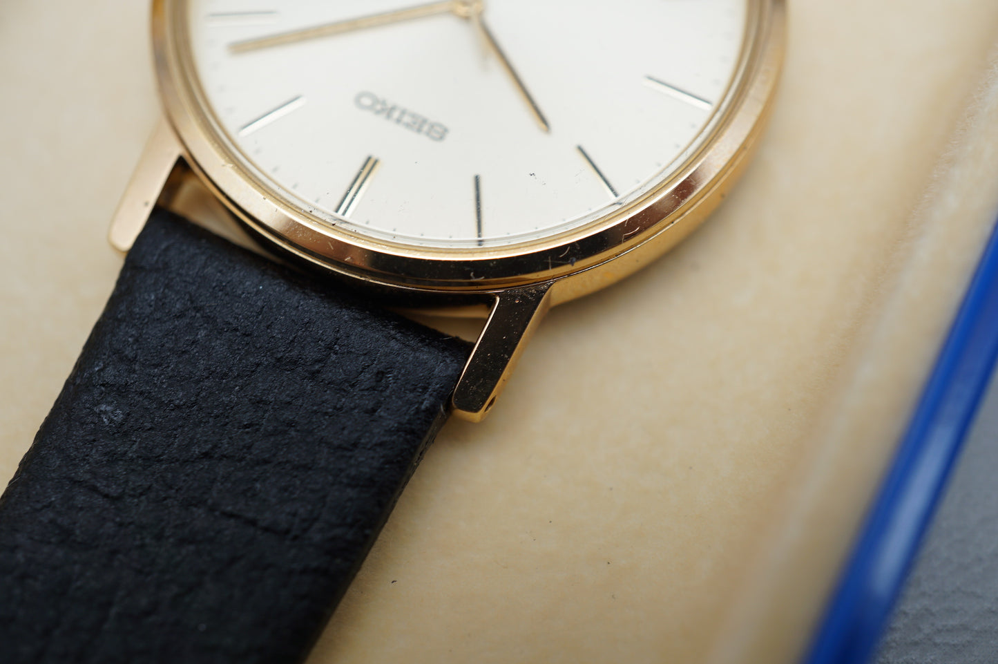 Vintage 1992 Seiko 7N01-8000 Gold Tone Champagne Dial Quartz Watch