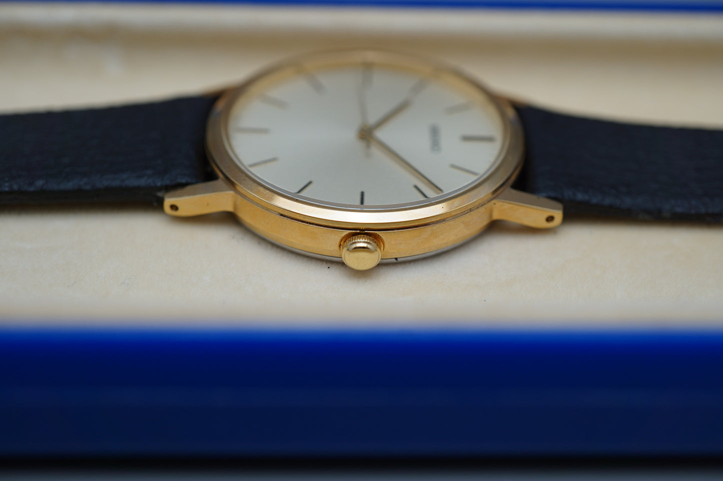 Vintage 1992 Seiko 7N01-8000 Gold Tone Champagne Dial Quartz Watch