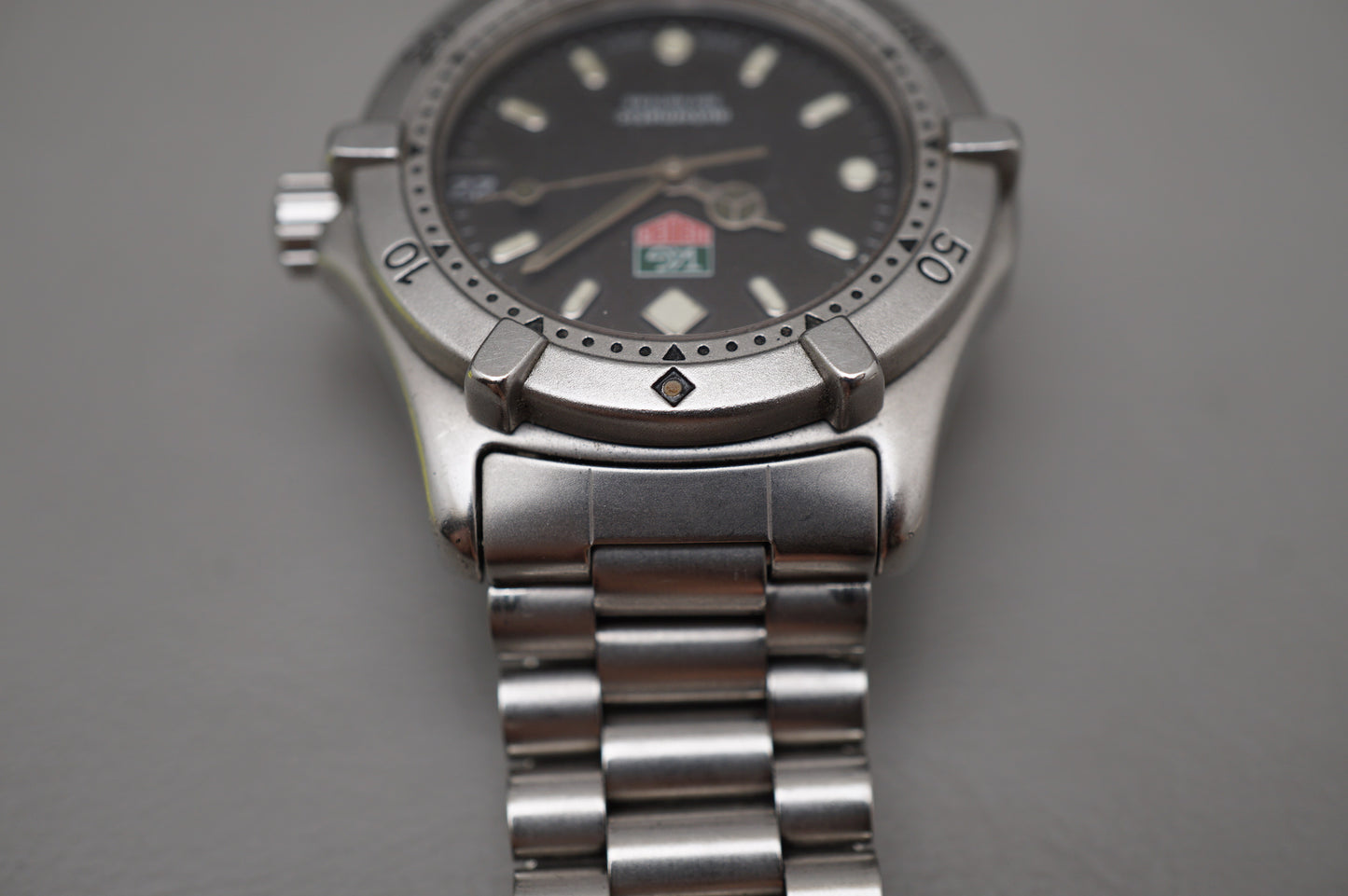 Vintage 1997 Tag Heuer 2000 669.213F Black Dial 200M Automatic Watch