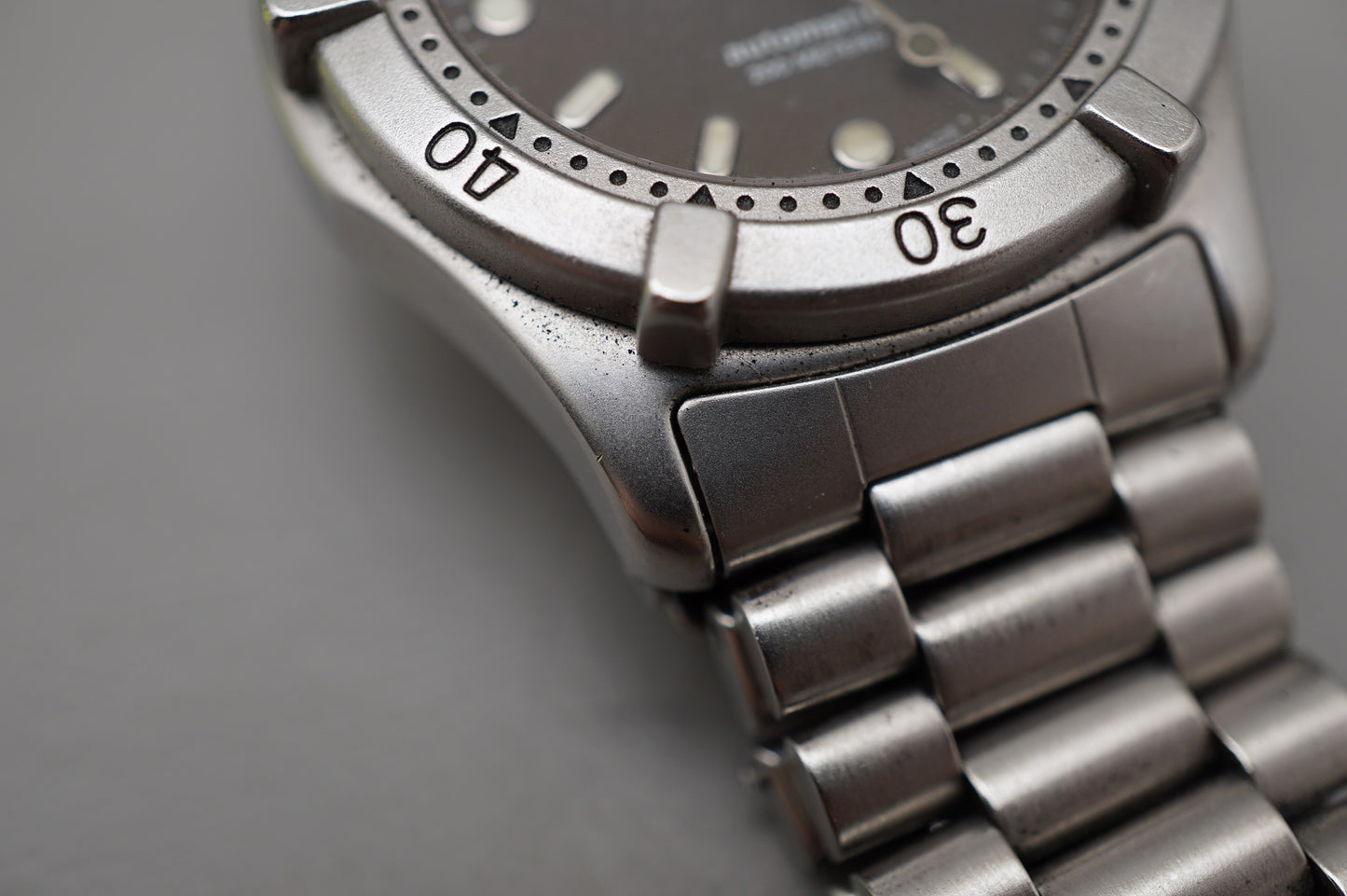 Vintage 1997 Tag Heuer 2000 669.213F Black Dial 200M Automatic Watch