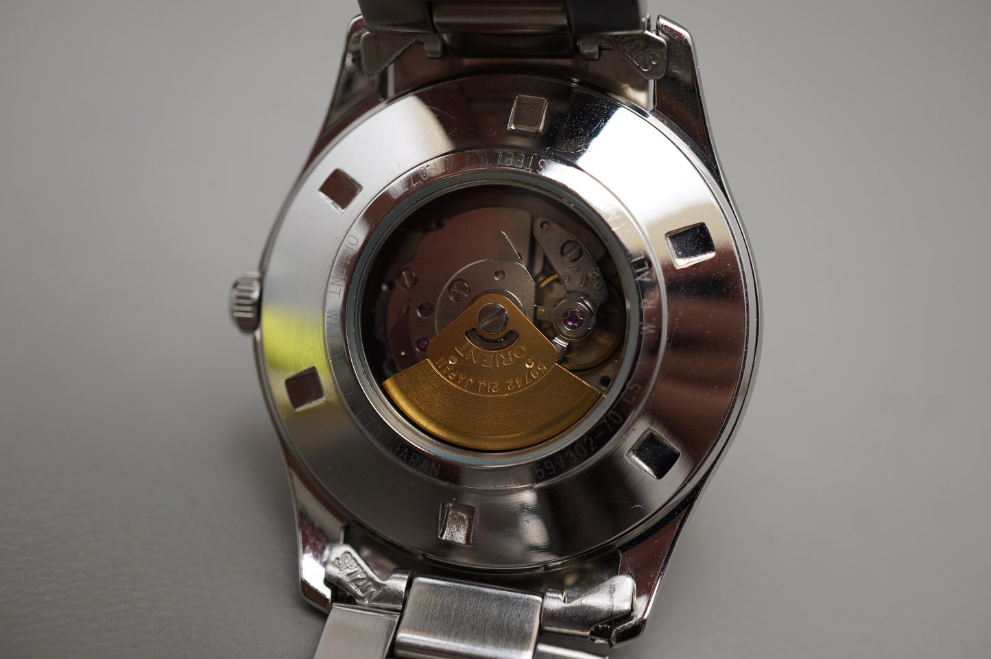 Vintage Orient Star 597302-70 Salmon Explorer Style Dial Automatic Watch