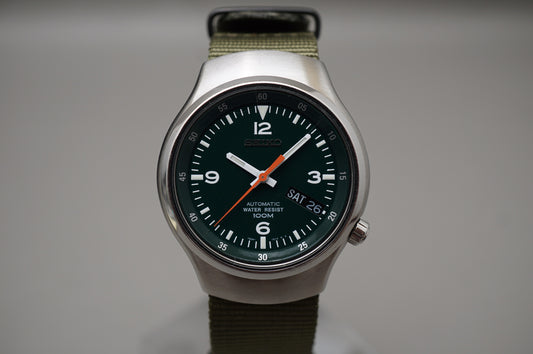 Seiko S-Wave SKX225 7S26-0110 Green Dial Automatic Watch Rare