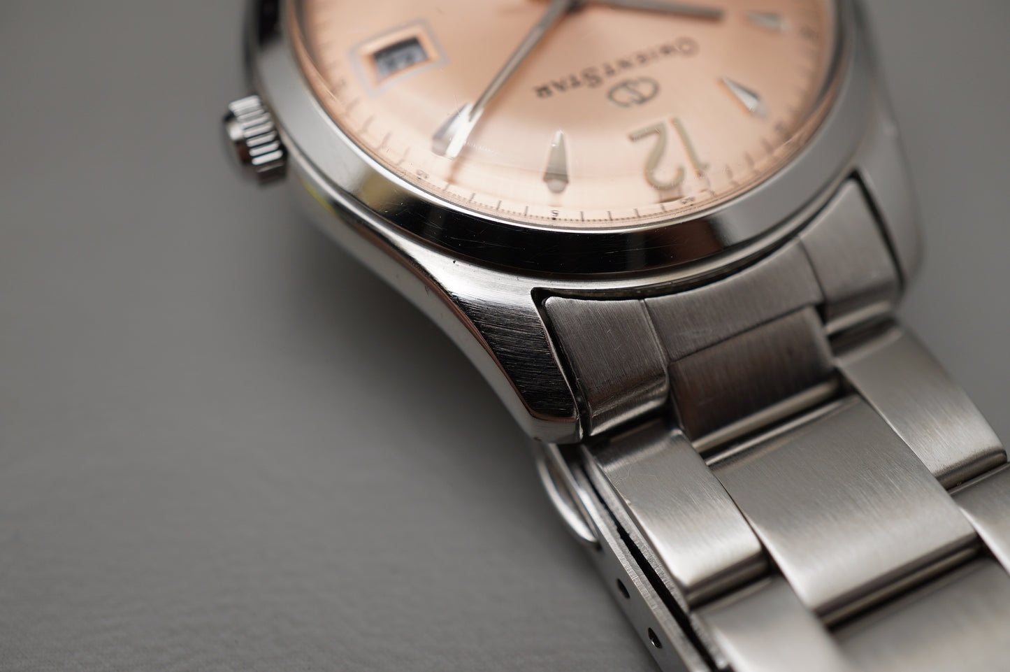 Vintage Orient Star 597302-70 Salmon Explorer Style Dial Automatic Watch