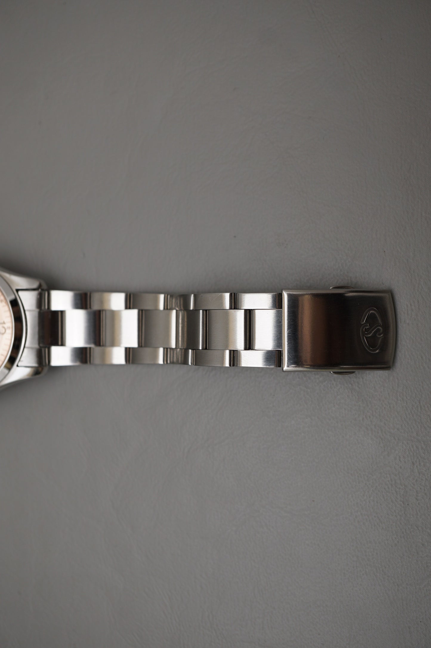 Vintage Orient Star 597302-70 Salmon Explorer Style Dial Automatic Watch
