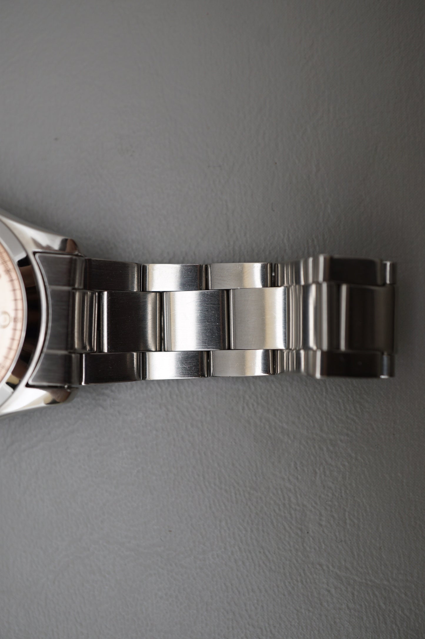 Vintage Orient Star 597302-70 Salmon Explorer Style Dial Automatic Watch