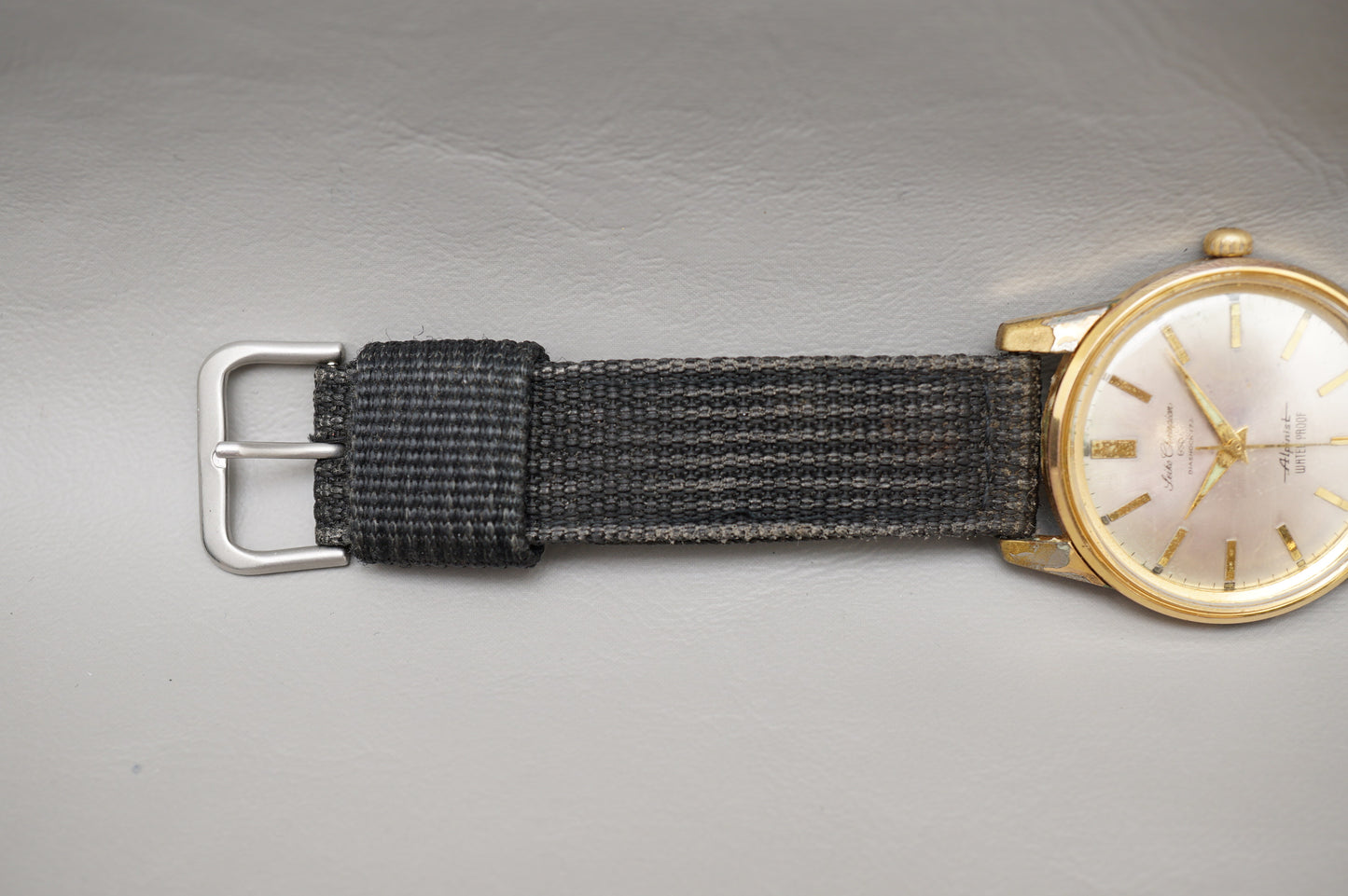 Vintage 1964 Seiko Champion 850 Diashock 85899 Alpinist Mechanical Watch