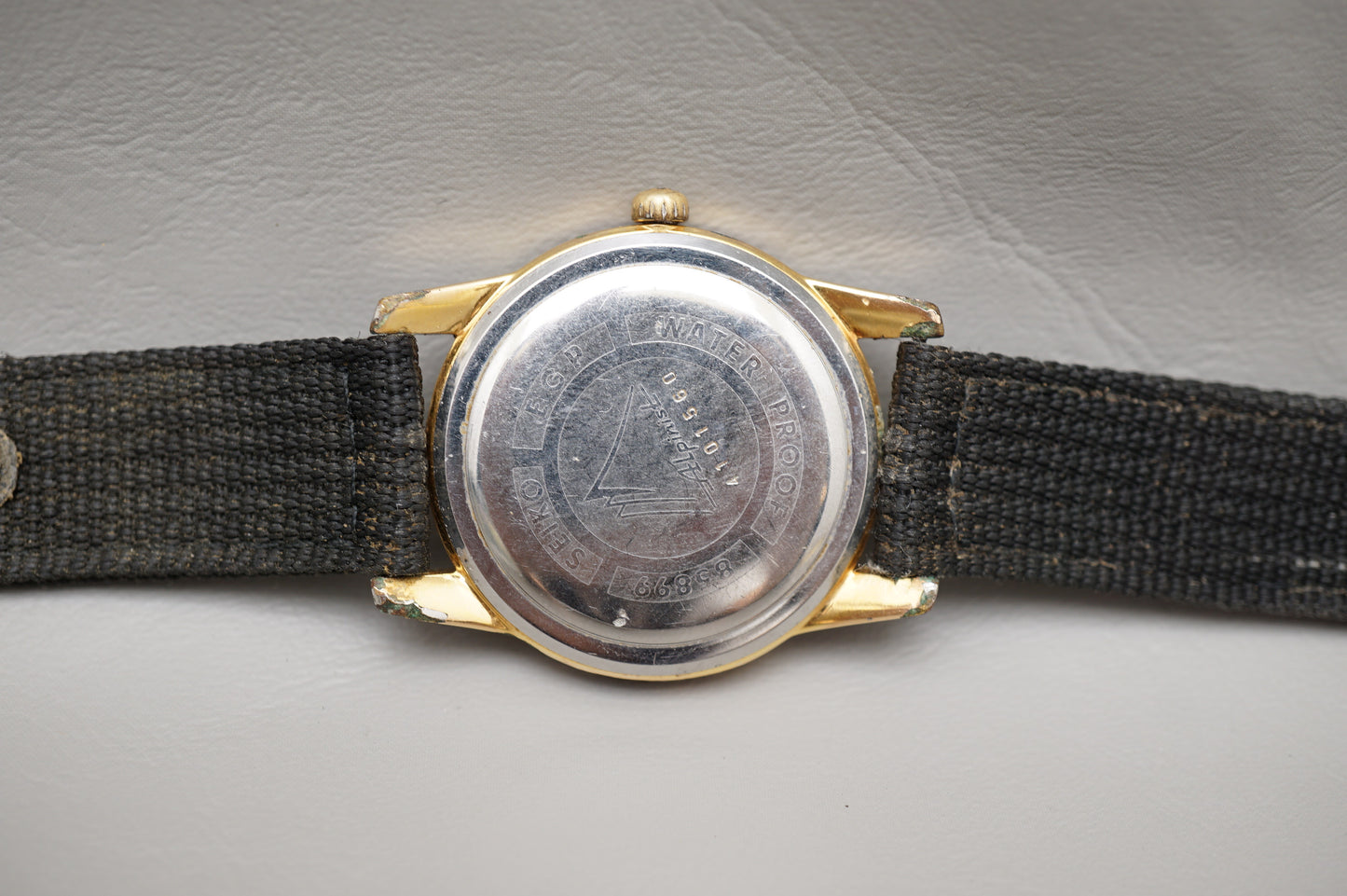 Vintage 1964 Seiko Champion 850 Diashock 85899 Alpinist Mechanical Watch