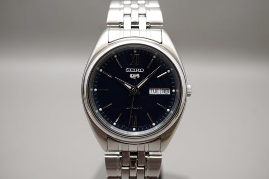 Seiko 5 SNXA21 7S26 Deep Dark Jade Green Dial Automatic Watch