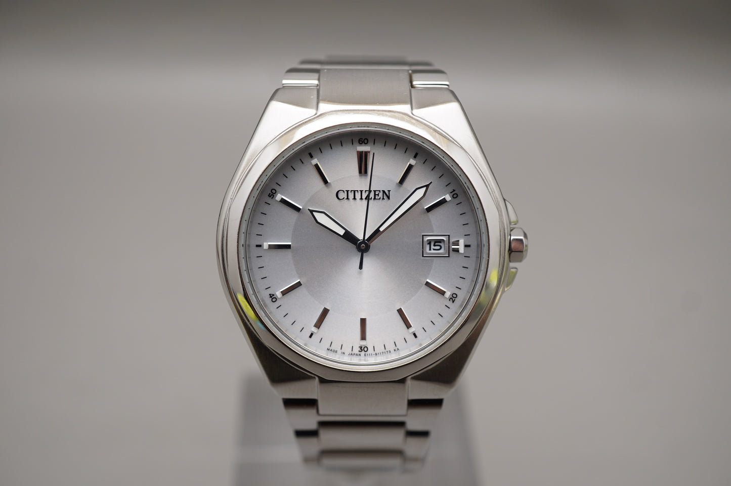 Citizen Eco-Drive E111-S080703 Silver Dial Bracelet Solar Quartz Watch