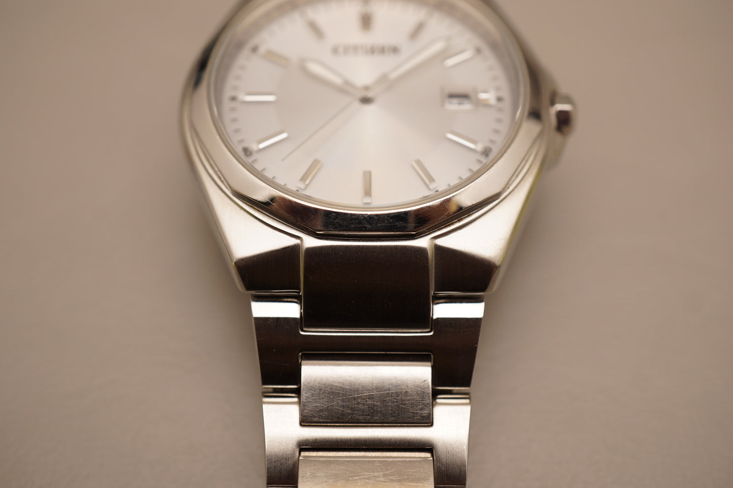 Citizen Eco-Drive E111-S080703 Silver Dial Bracelet Solar Quartz Watch