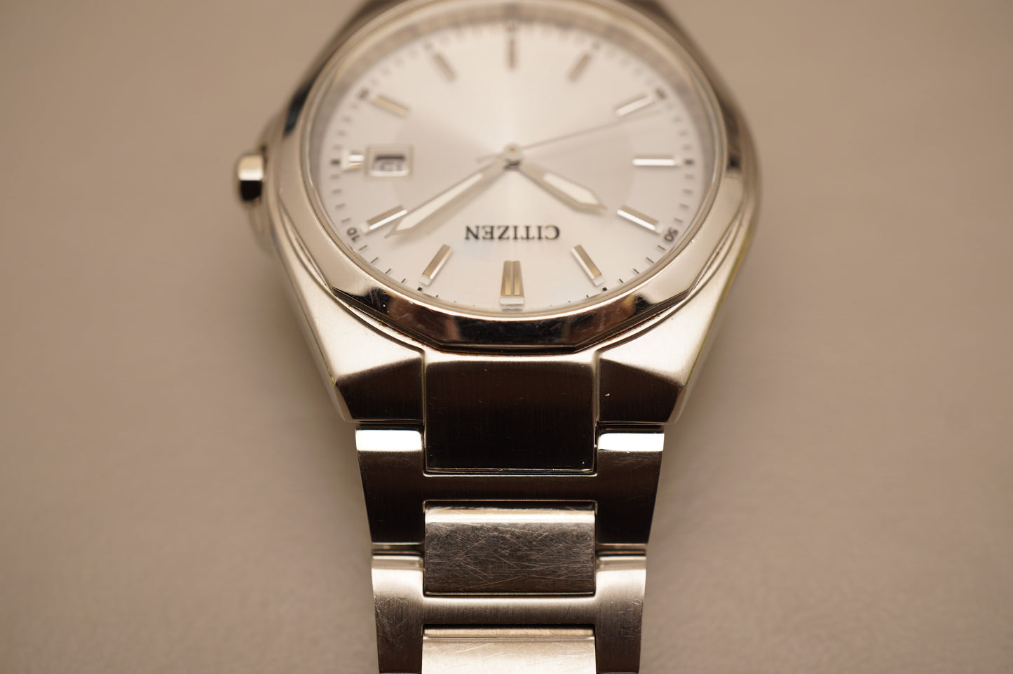Citizen Eco-Drive E111-S080703 Silver Dial Bracelet Solar Quartz Watch