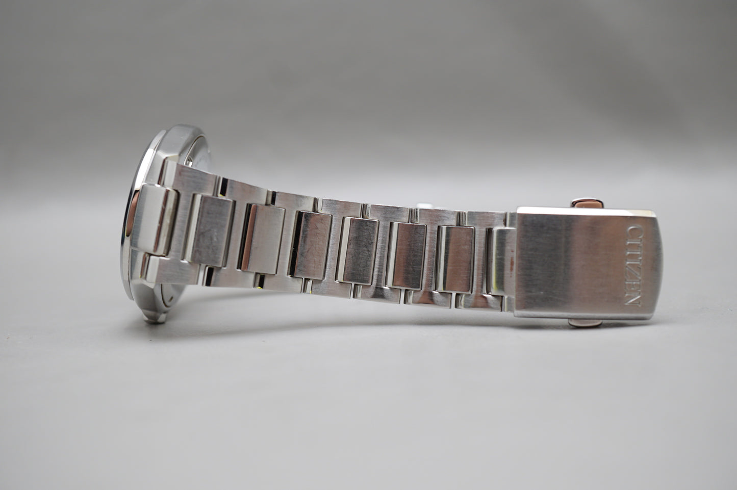 Citizen Eco-Drive E111-S080703 Silver Dial Bracelet Solar Quartz Watch