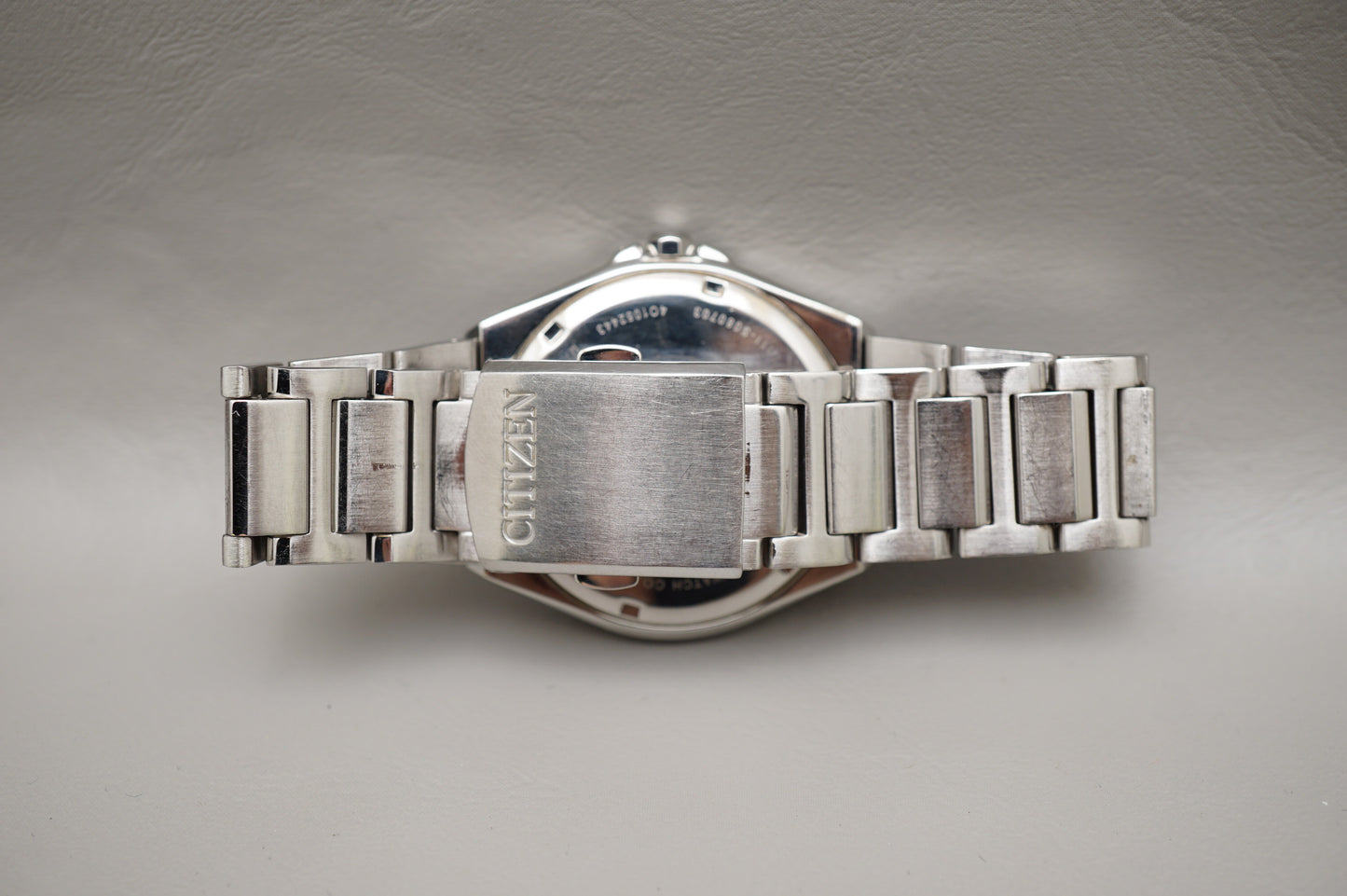 Citizen Eco-Drive E111-S080703 Silver Dial Bracelet Solar Quartz Watch