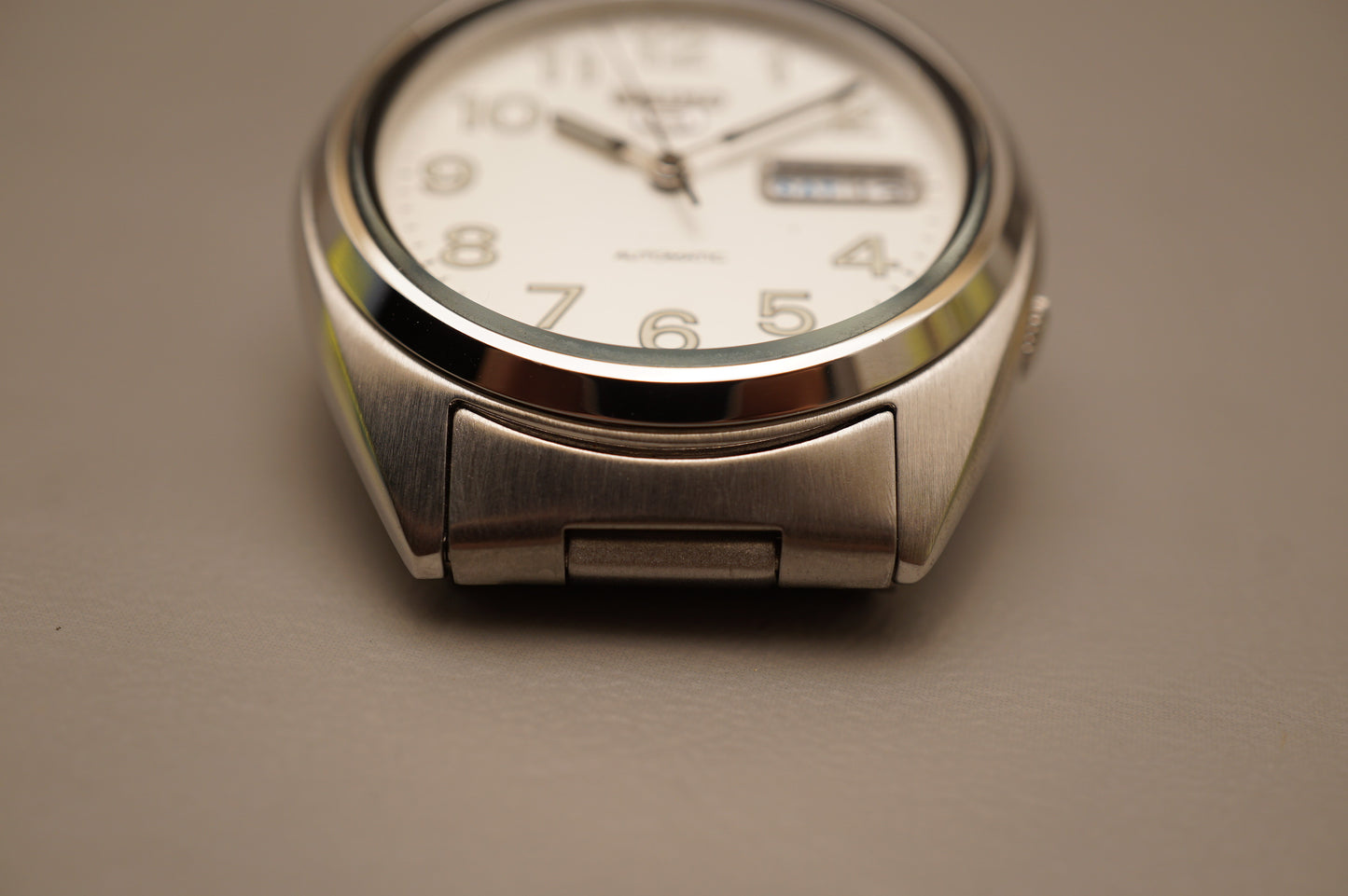 Seiko 5 SNXP15 7S26 Numeric White Dial Automatic Watch Original Bracelet