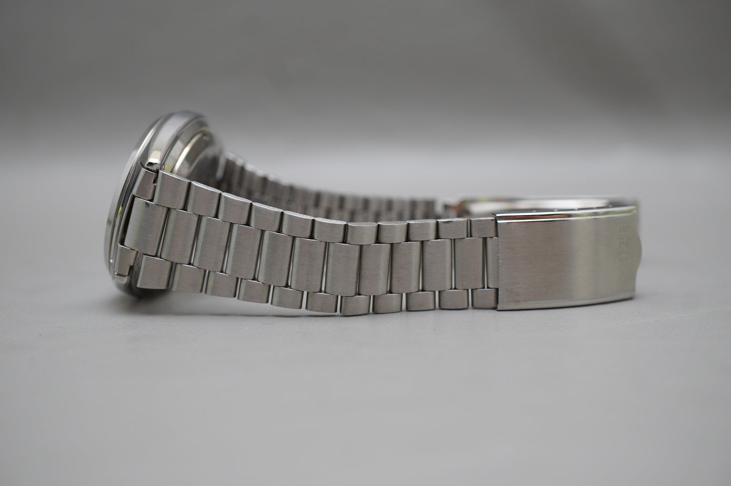 Seiko 5 SNXP15 7S26 Numeric White Dial Automatic Watch Original Bracelet