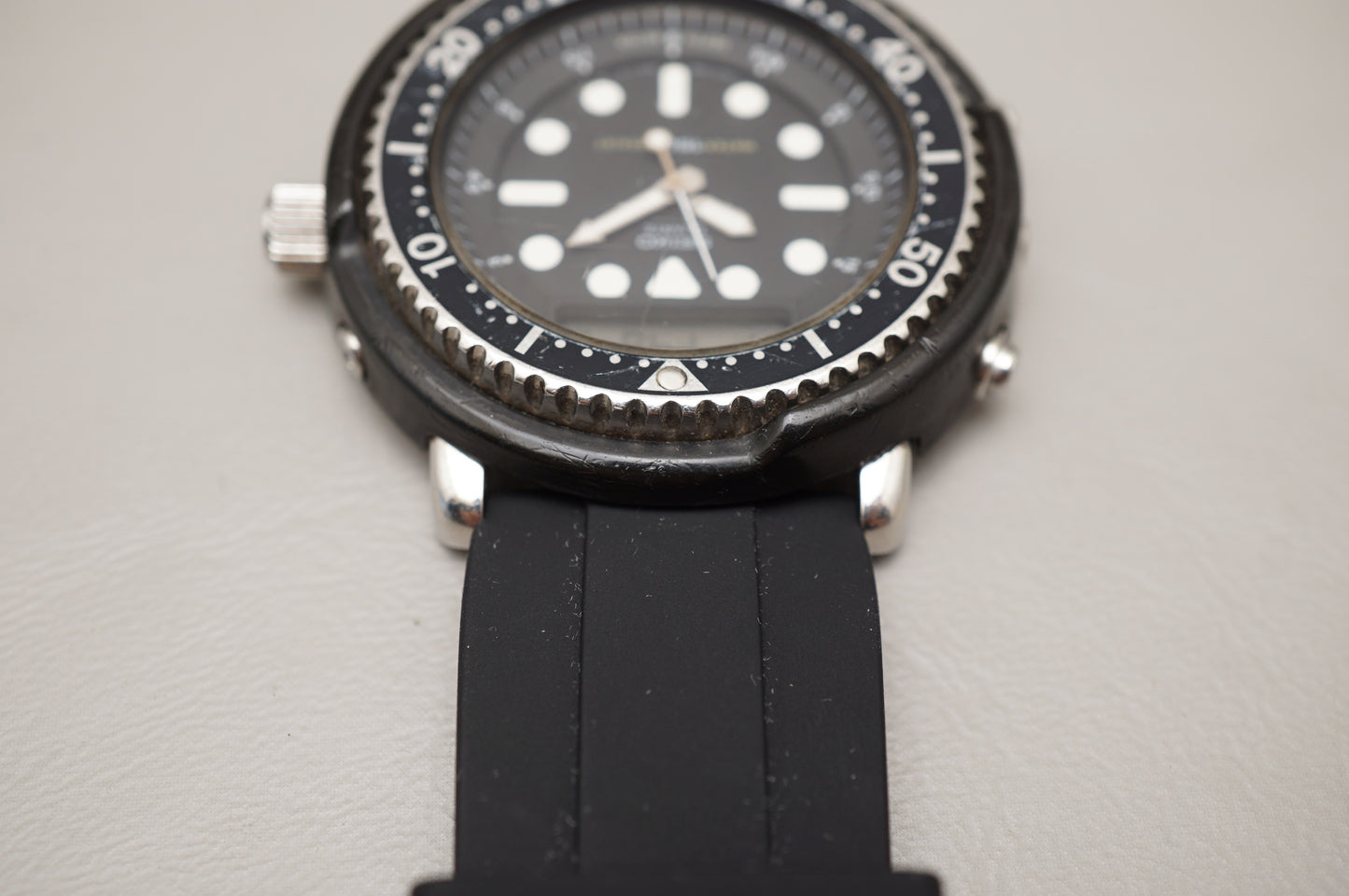 Vintage April 1982 Seiko H558-5000 Black Dial Arnie Quartz Watch Original