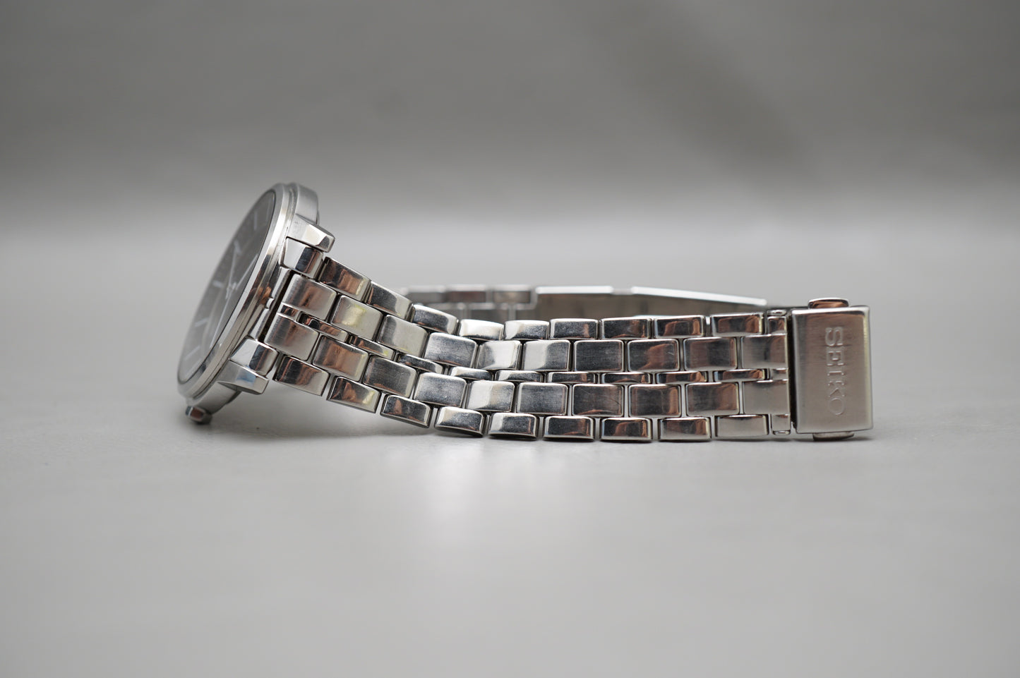 Seiko V181-0BK0 Riki Watanabe Black Crosshair Dial Solar Quartz Watch