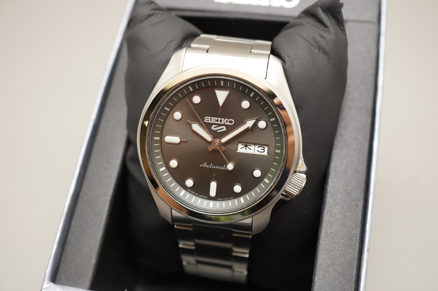 Seiko 5 Sports SBSA041 4R36 Anthracite 40mm Grey Dial Automatic Watch