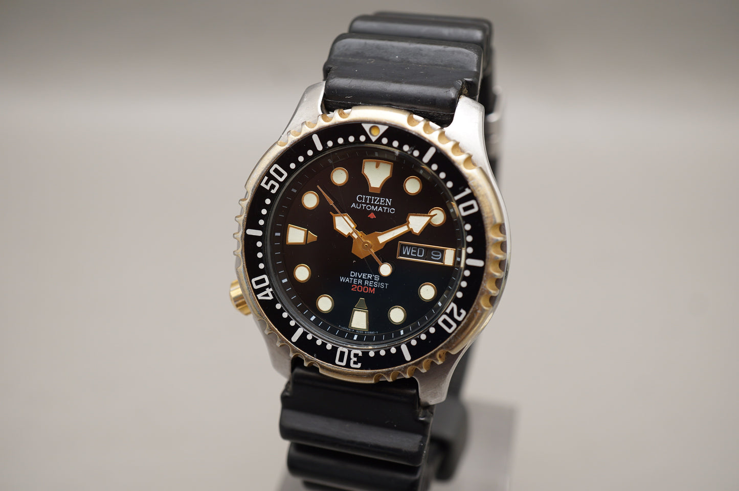Vintage 1996 Citizen Promaster 8203-824407 Black Dial Lefty 200M Automatic Watch