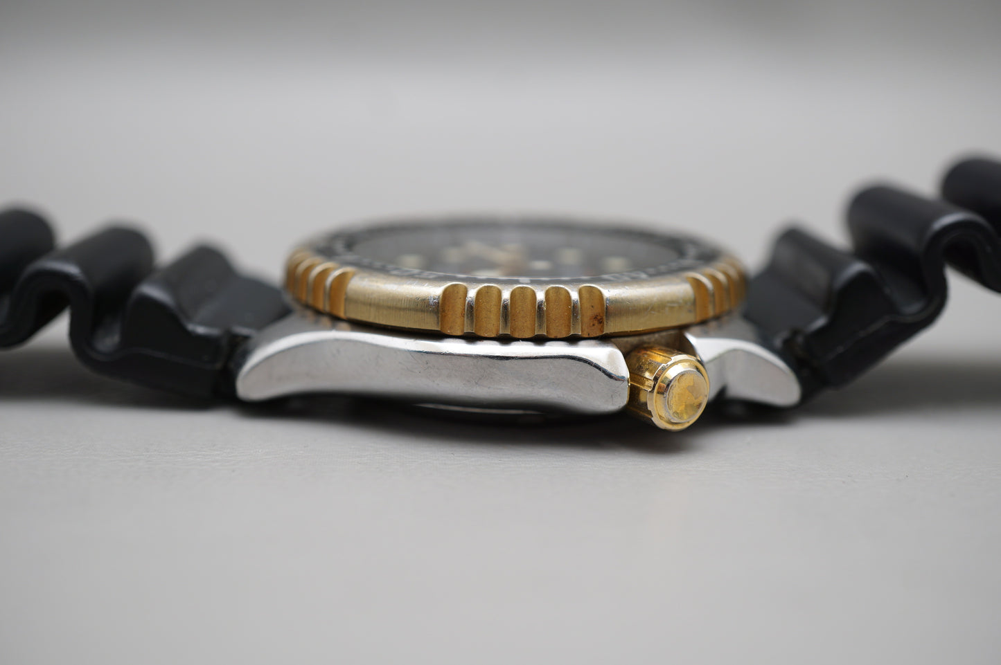 Vintage 1996 Citizen Promaster 8203-824407 Black Dial Lefty 200M Automatic Watch
