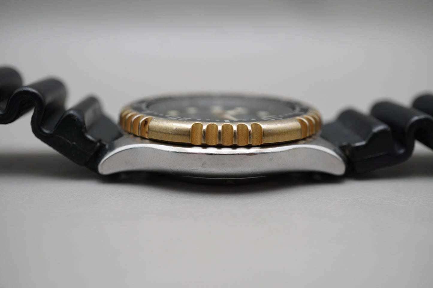 Vintage 1996 Citizen Promaster 8203-824407 Black Dial Lefty 200M Automatic Watch