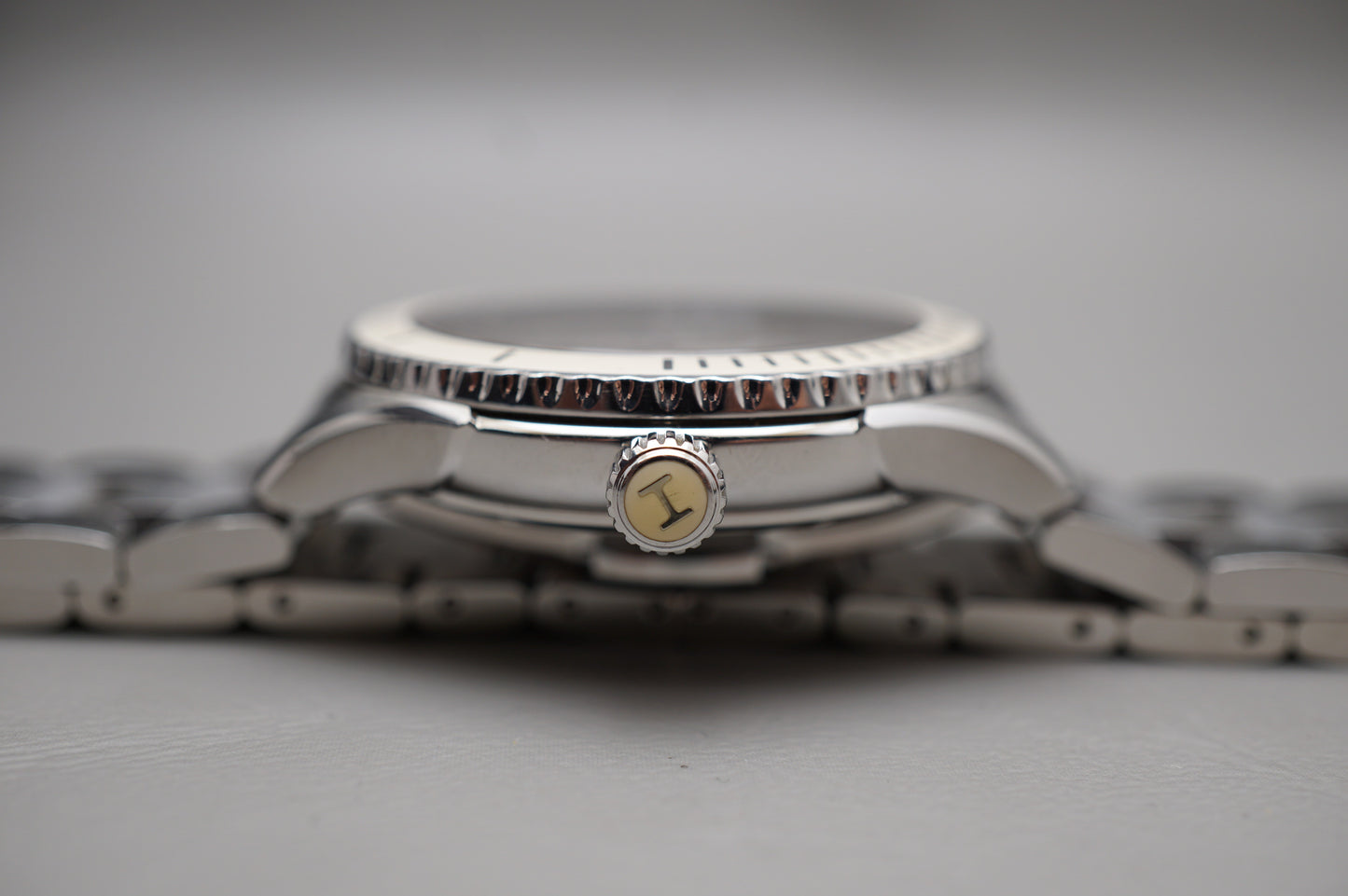 Hamilton Jazzmaster Seaview H37411111 White Dial 37mm Swiss Quartz Watch