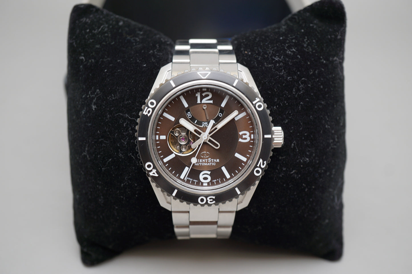 Orient Star RK-AT0101B Open Heart Power Reserve Divers Automatic Watch JDM