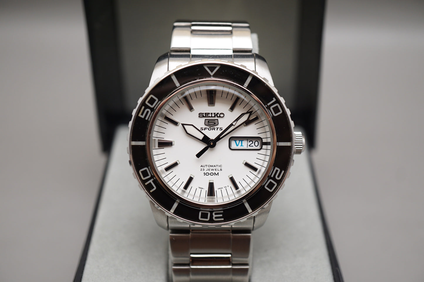 Rare Seiko 5 Sports SNZH51 7S36 Fifty Five Fathoms White Dial Automatic Watch