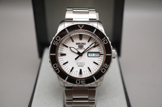 Rare Seiko 5 Sports SNZH51 7S36 Fifty Five Fathoms White Dial Automatic Watch