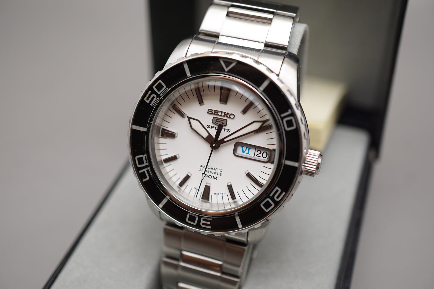 Rare Seiko 5 Sports SNZH51 7S36 Fifty Five Fathoms White Dial Automatic Watch