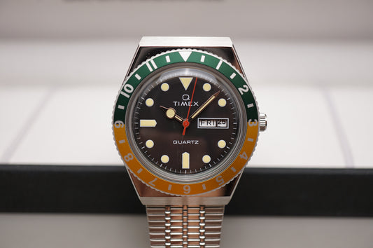 New Timex TW2U61000 Q Orange Blue Reissue Quartz Diver Inspired Watch