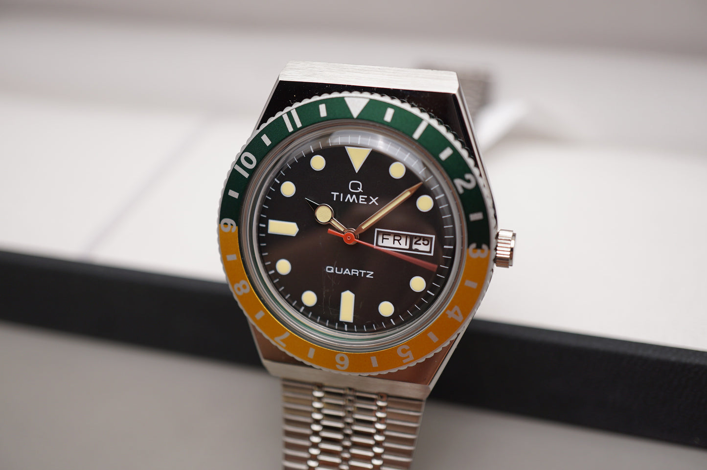 New Timex TW2U61000 Q Orange Blue Reissue Quartz Diver Inspired Watch